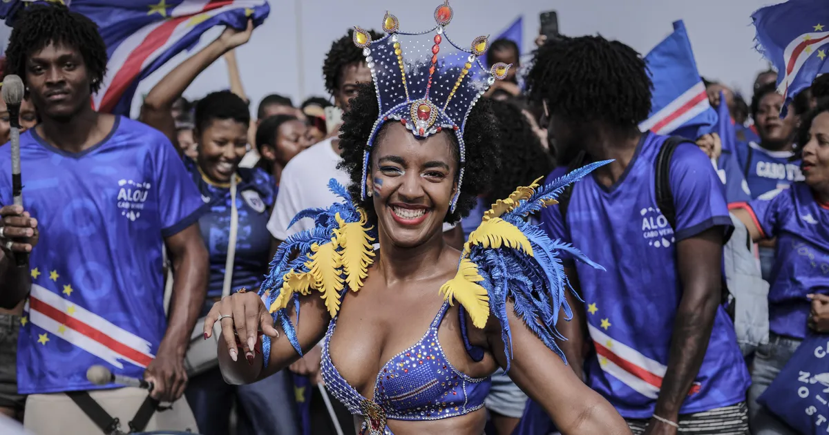 Cabo Verde recibió a su selección con desfile carnavalesco tras Mundial 2026