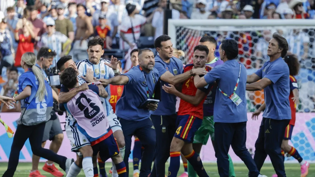 FIFA sanciona a jugadores argentinos por incidentes en final del Mundial 2026