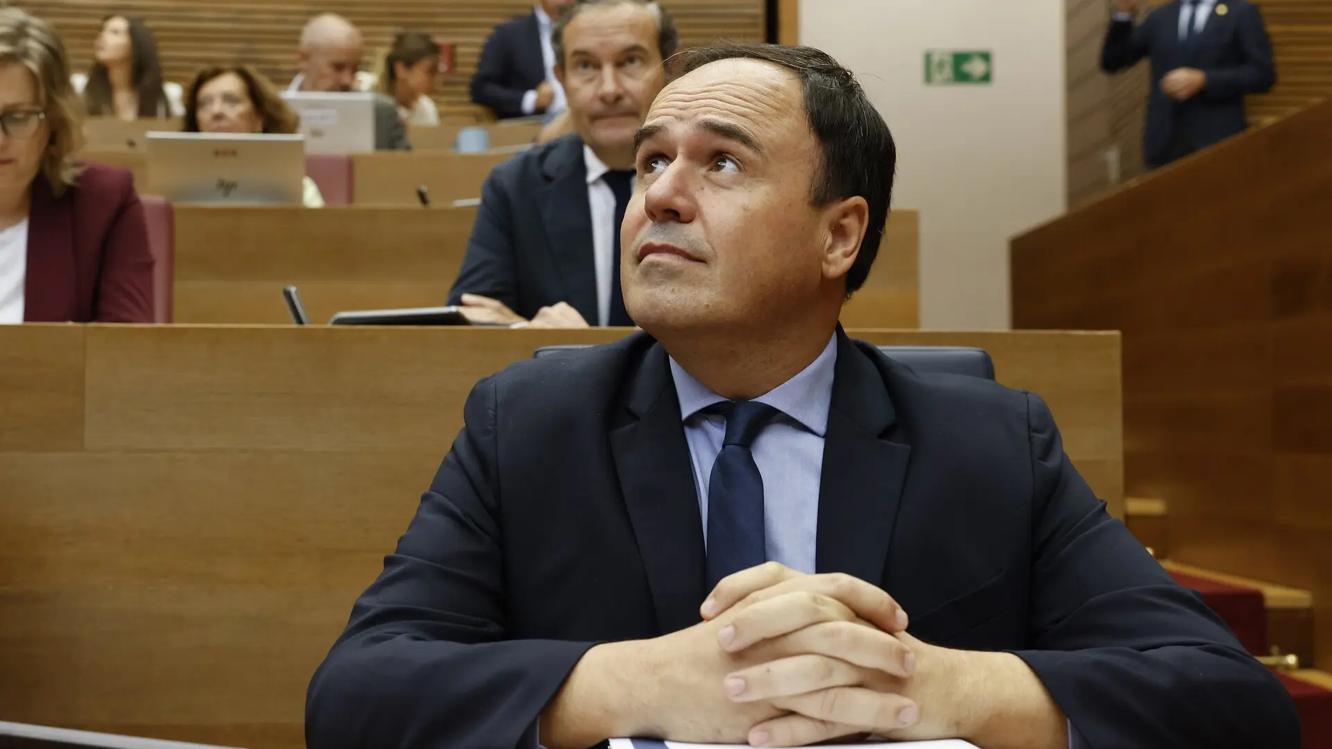 Fiscalía pide archivar querella contra Llorca por entrada a final del Mundial 2026