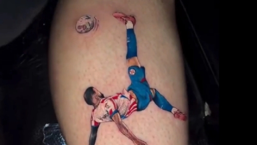 Un Gol para la Eternidad: Hincha Inmortaliza la Chilena de Tonny Sanabria en su Piel